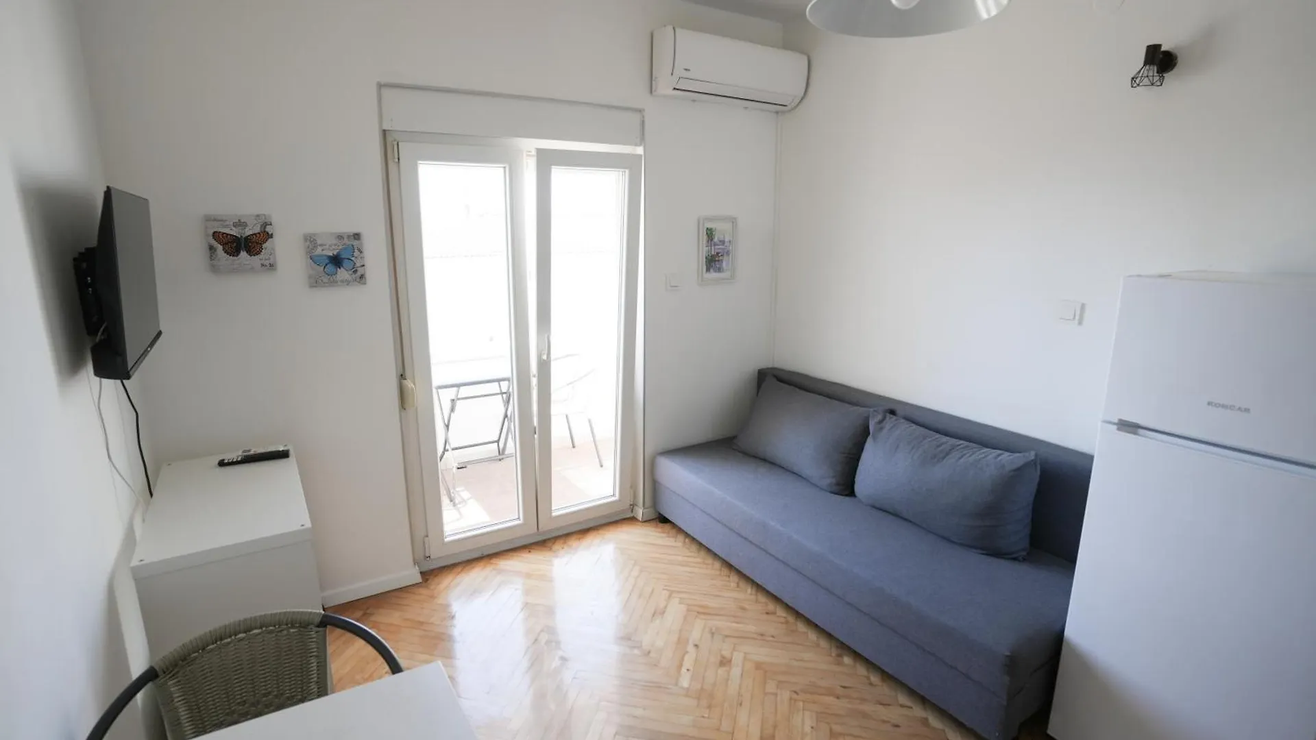 Sunset Dreams - 5Min Beach Walk Apartment Trogir 0*,  Croatia