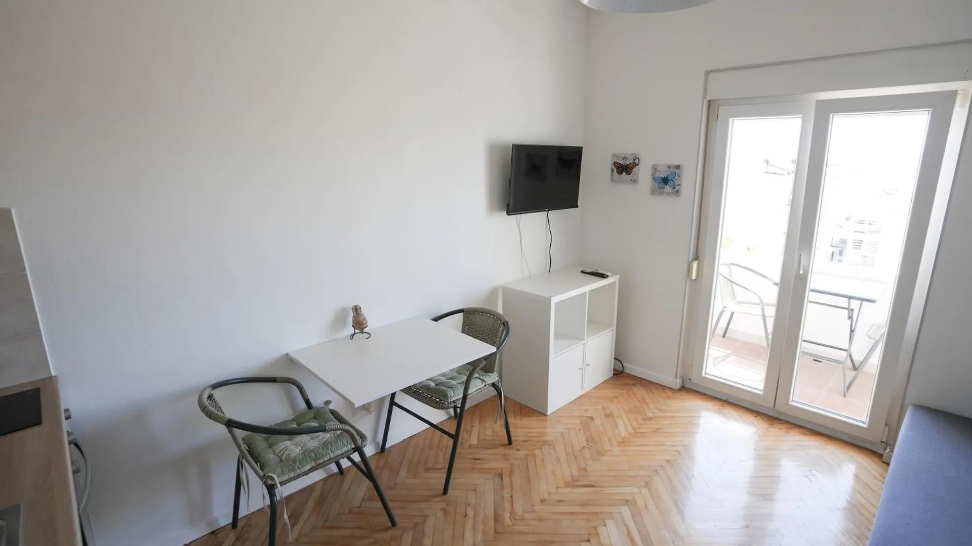 Sunset Dreams - 5Min Beach Walk Apartment Trogir