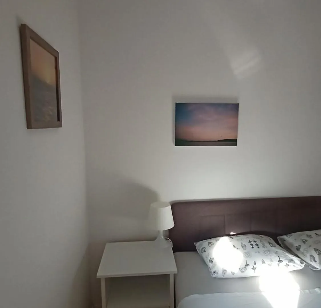 Sunset Dreams - 5Min Beach Walk Apartment Trogir Croatia